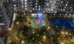 Bcons Plaza Phòng khách đầy đủ tiện nghi, có quạt trần điều hòa,