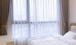 Times City Bàn mỹ phẩm và gương lớn,