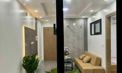 Diamond Crown Hải Phòng Ghế sofa thoải mái và bàn rộng,